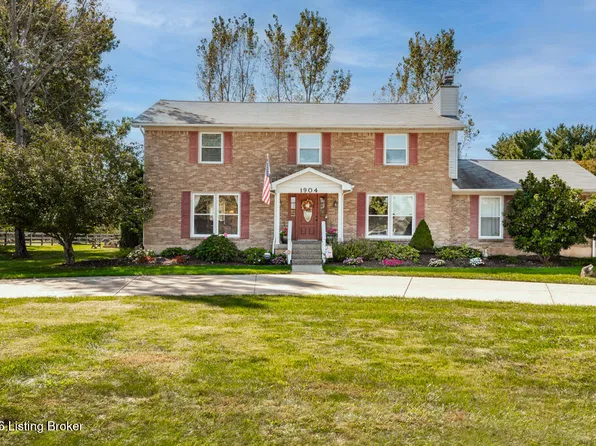 1904 Covey Trace Rd, La Grange, KY 40031