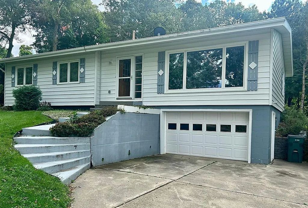 23186 Grandview Loop - Property Image