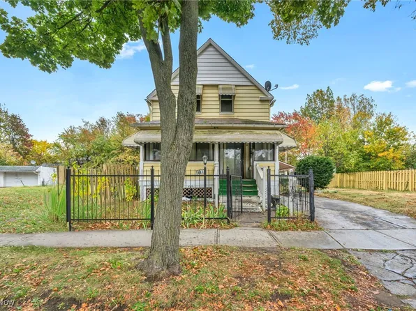 987 E 78th St, Cleveland, OH 44103