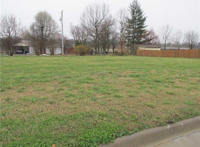 2nd image of 3377 Gracie Dr