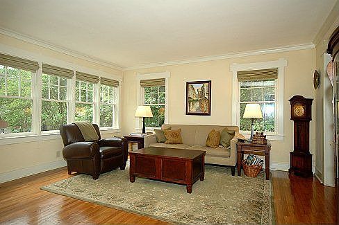 Light & Bright Living Room