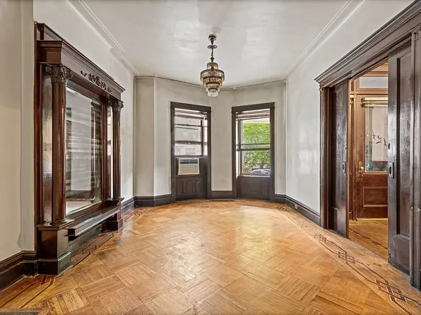 124 Martense St, Brooklyn, NY 11226