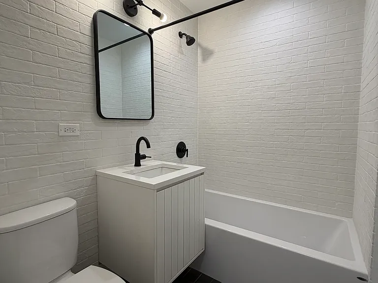 1400 W Olive Ave #1 — Photo 7