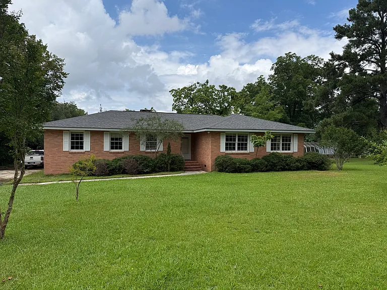 2303 Orchard St — Photo 1