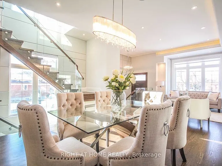 289 Connaught Ave — Photo 5