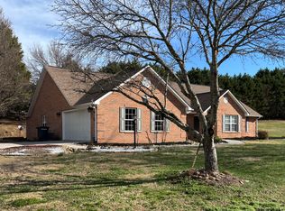 1930 Chelsea Jo Ln, Sevierville, TN 37876