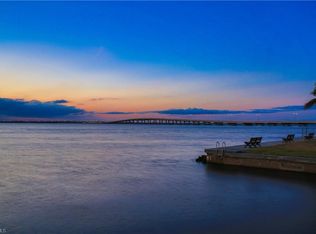 8430 Riviera Ave, Fort Myers, FL 33919