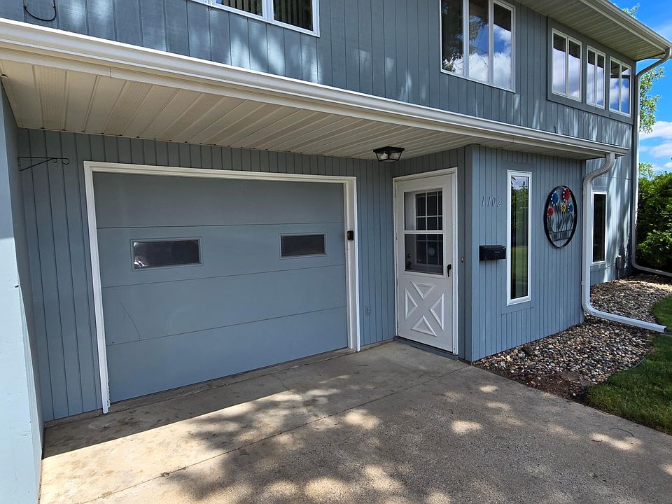 1st image of 1102 Park St W #4