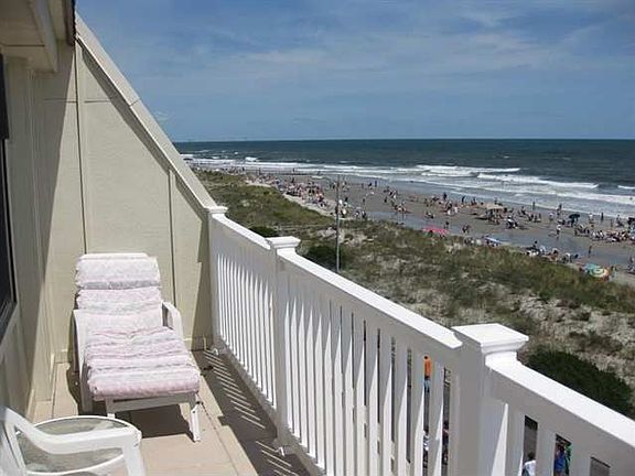5th image of 3901 Pleasure Ave APT 209