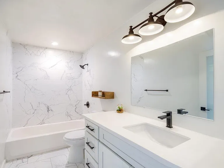 6050 Cadillac Ave #207 — Photo 10