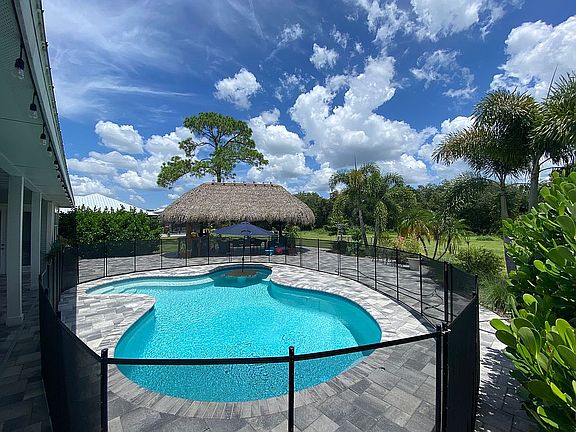 2nd image of 4721 Castalia Ct