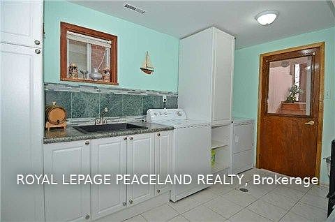 2nd image of 292 Brownridge Dr