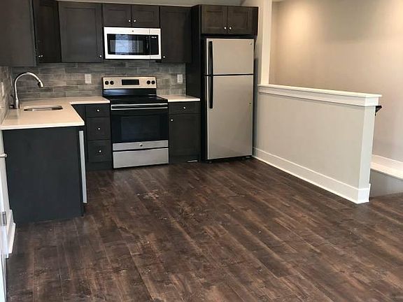 2nd image of 1419 N Franklin St #1A