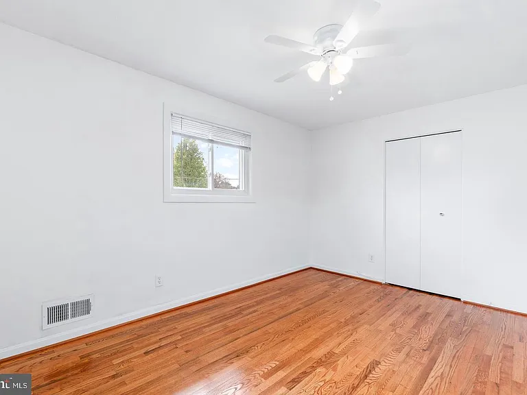 14236 Chadwick Ln — Photo 19