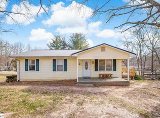 513 S Bomar Ave, Landrum, SC 29356