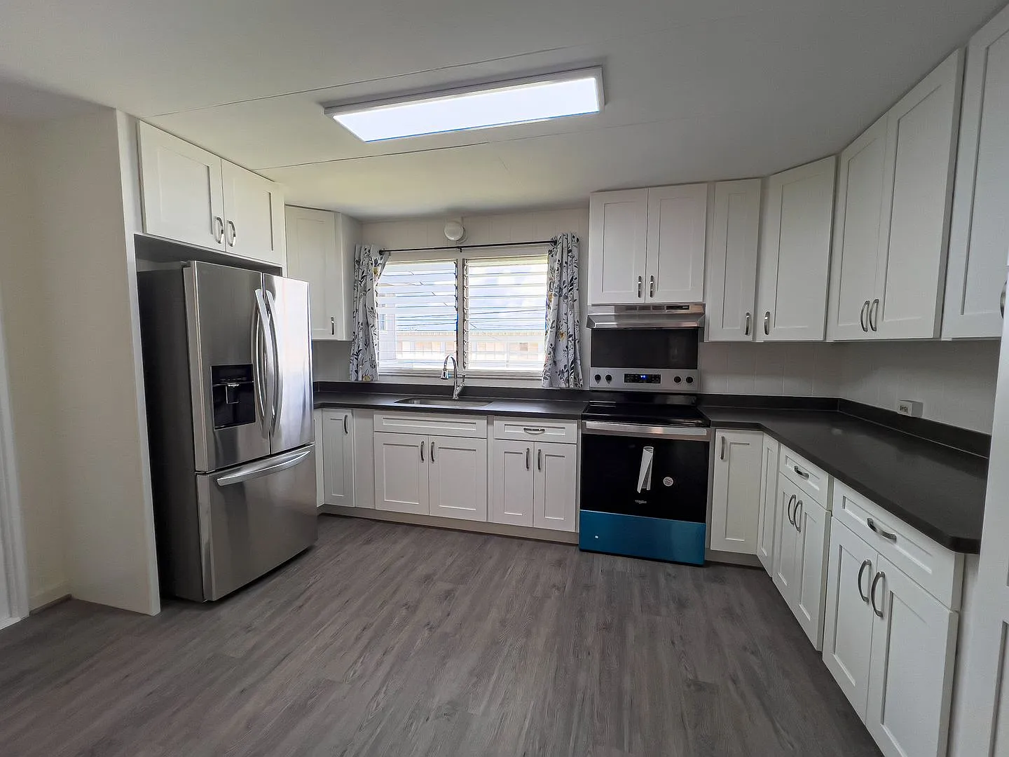Renovated 3br/ 2.5bath House In Pearl City! — Photo 3
