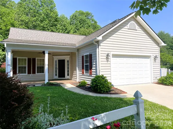 35 Sheffield Pl, Brevard, NC 28712