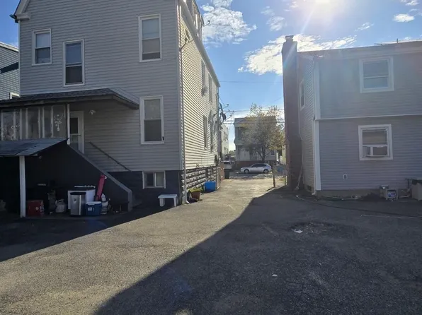 251 Highland Avenue image 33 of 34