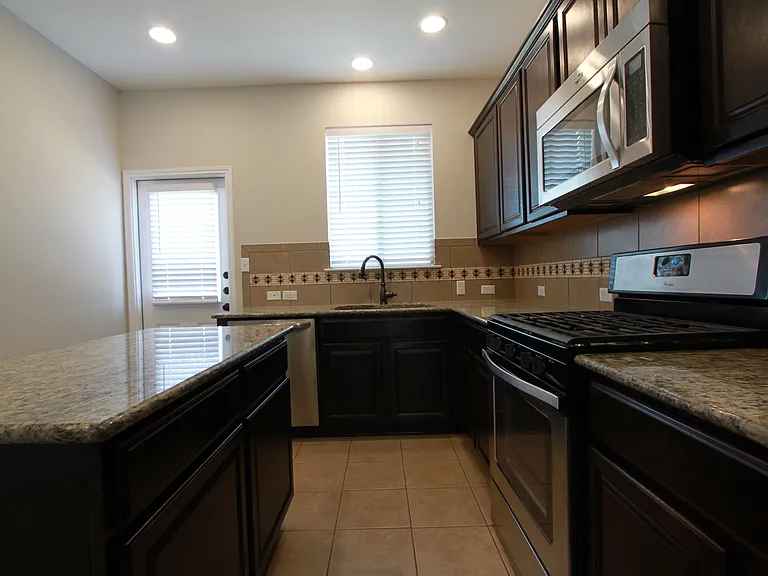 278 Stella Gold St — Photo 13