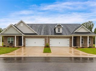 303 Creekside Ter, Clemmons, NC 27012