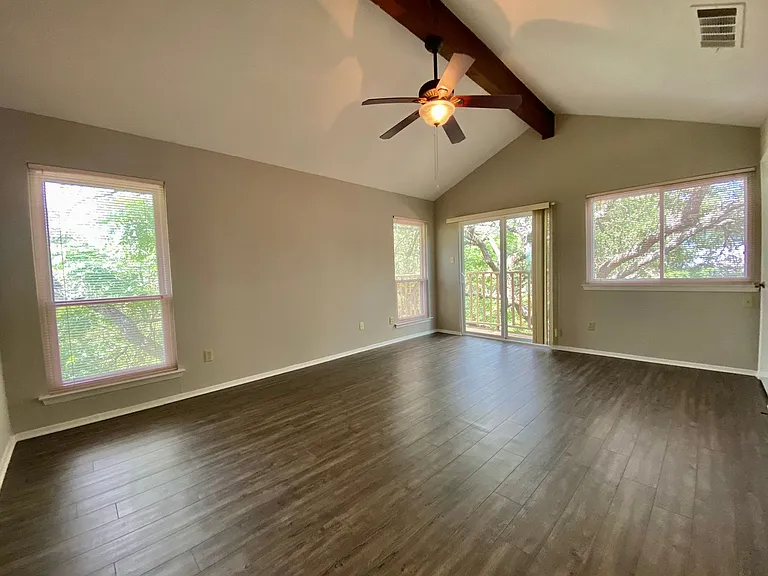 7219 Scenic Brook Dr — Photo 23
