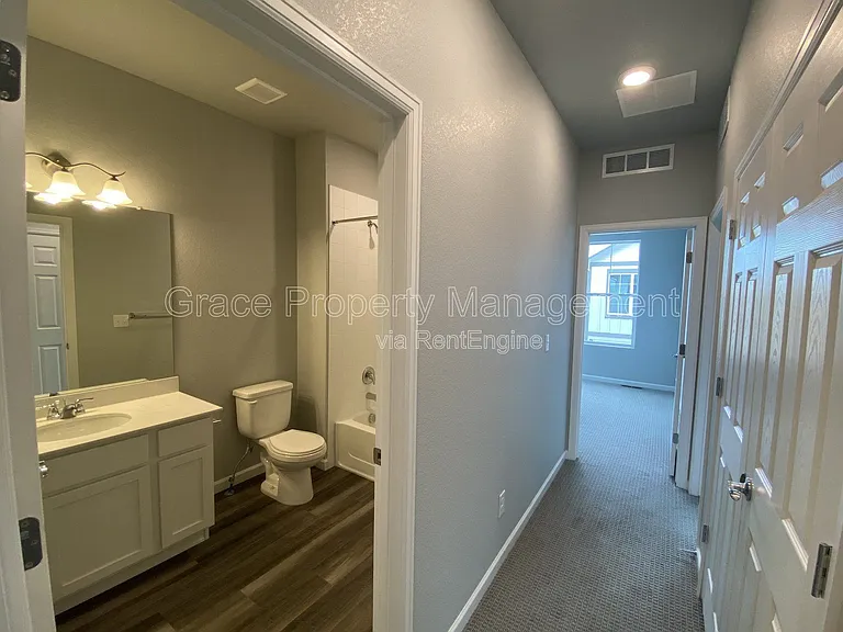 191 Ambrose St — Photo 8