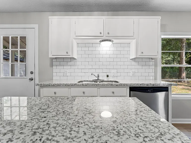 601 Dogwood Trl — Photo 26