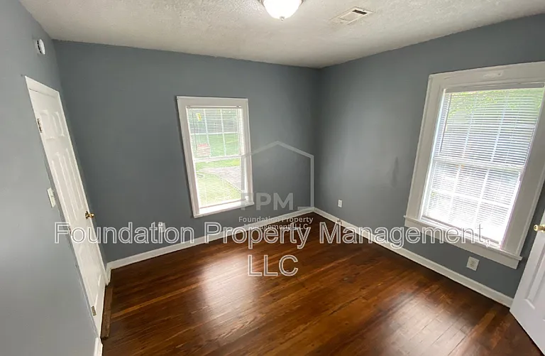 3563 Rockwood Ave — Photo 12