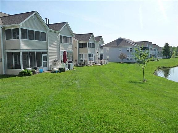 4th image of 1705 Weatherstone Dr
