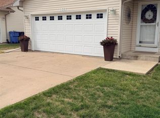 1611 Sunset Dr SW, Le Mars, IA 51031