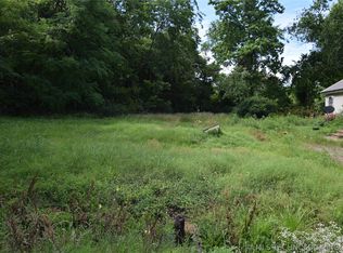 320 E Oak St, Stilwell, OK 74960