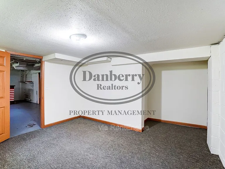 919 Brookley Blvd — Photo 25