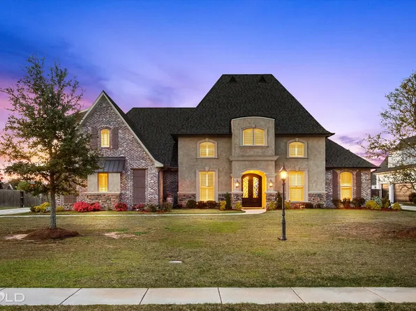 628 Silkwood Dr, Benton, LA 71006