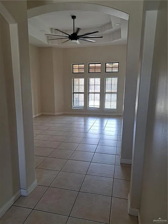 3 bed, 2.0 bath, 1499 sqft, $1,750 — Photo 4