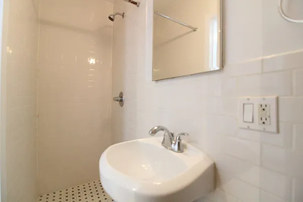 Rented by Keller Williams NYC | media 11