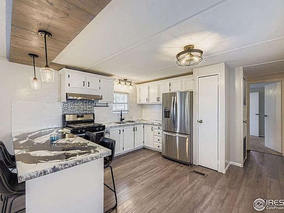 4th image of 731 Grand Ave #12