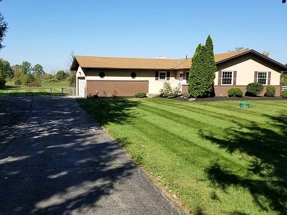 Double wide asphalt driveway