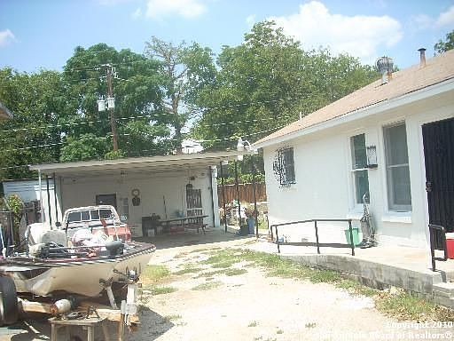 4th image of 103 Mount Vernon Ct