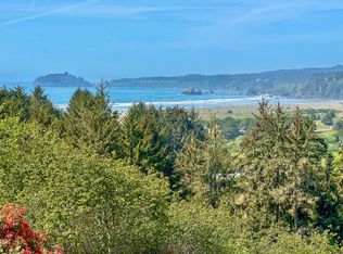 5489 Dows Prairie Rd, McKinleyville, CA 95519