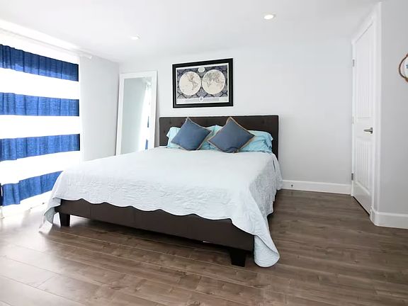 5th image of 1146 Garnet Ave #1148