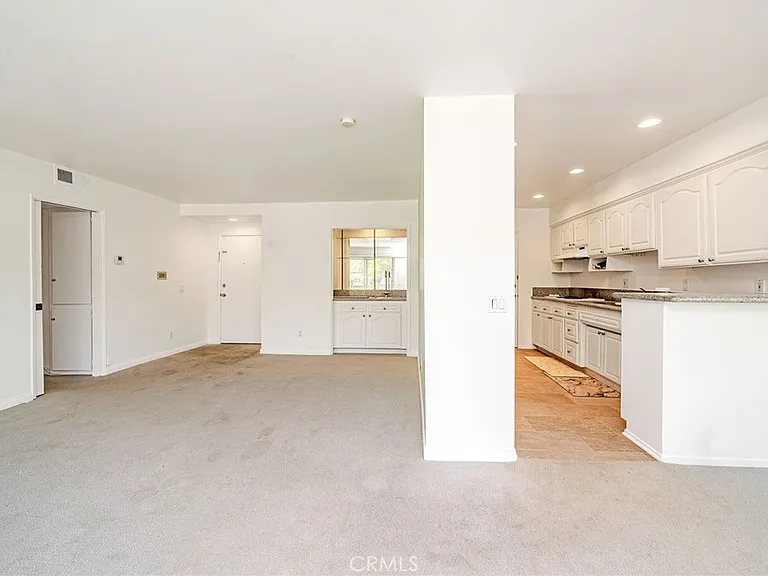 972 E California Blvd #202 — Photo 8
