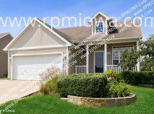 3208 SW Olde Ivy Cir, Ankeny, IA 50023