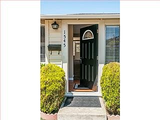 3rd image of 1545 Flores Dr