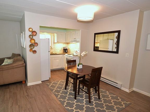 3rd image of 320 Circle Ave APT 312