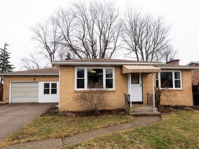 17 Woodrow Pl, Cheektowaga, NY, 14225
