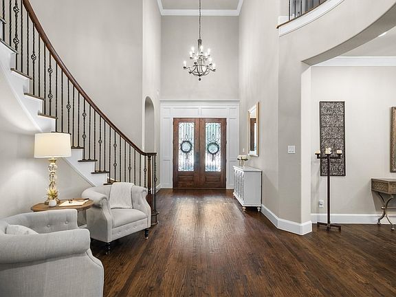 3rd image of 830 Wagner Way