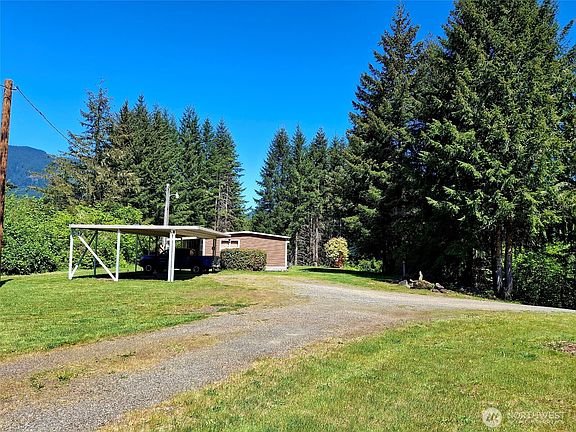 2nd image of 384 Peters Road
