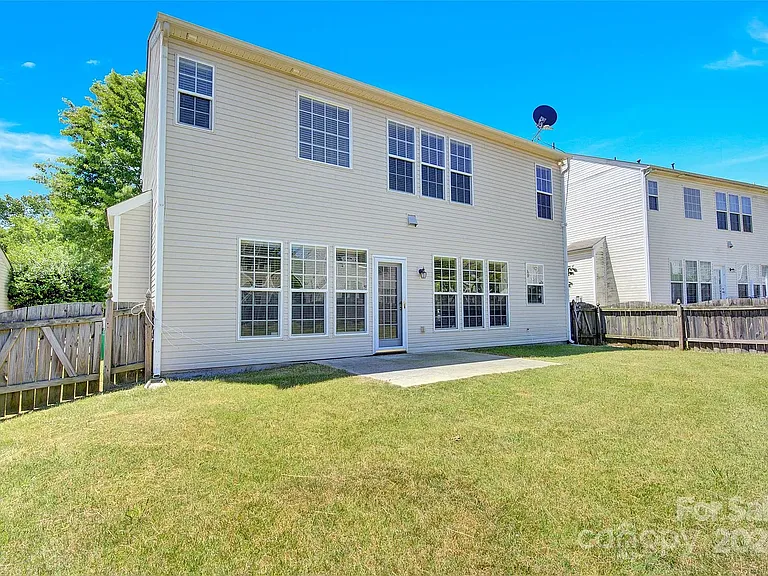 11239 Cypress View Dr — Photo 37