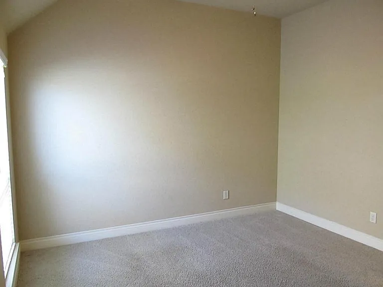 14104 Green Thicket Dr — Photo 20