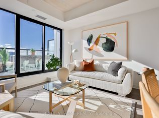 2720 Dundas St W #604, Toronto, ON M6P 1Y2